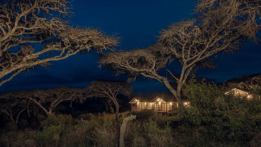 Karibu Camps And Lodges Lions Paw Ngorongoro Karatu Exterior photo